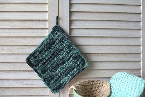 College Era Washcloth