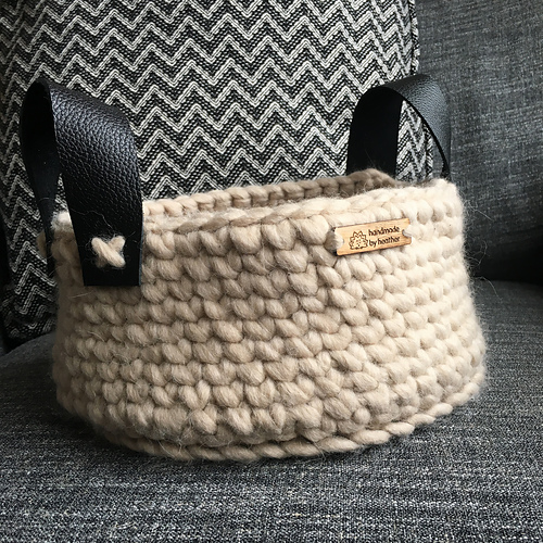 What's in your Crochet Basket? photo 3