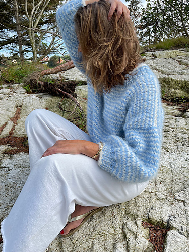 Trafalgar Genser - Anett Opheim