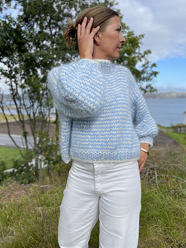 Trafalgar Genser - Anett Opheim