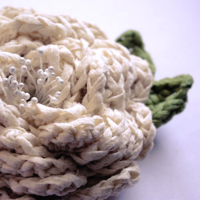 Ravelry: Crochet Rose Leaf pattern by Beth Wyatt