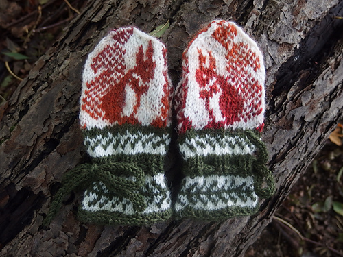 Lille Ekorn | Acorn Votter - holofernes