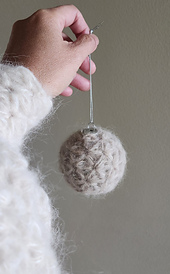 Silk Infinity Star Bauble