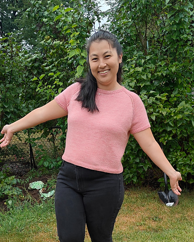 Voksen Playdate Tee Lite - byhookedontracey