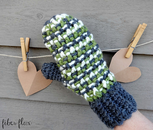 Sleigh Ride Mittens photo 1