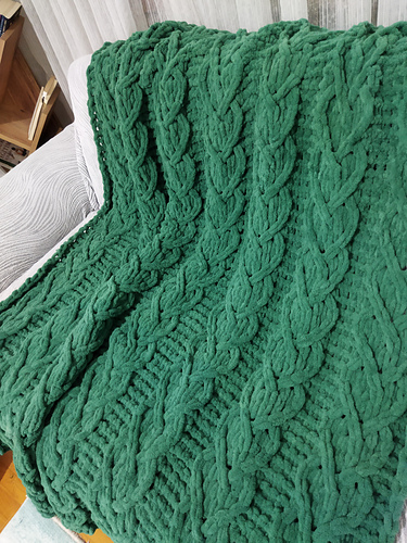 The Heart Cable Blanket