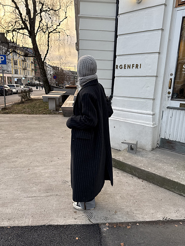 Thelma Genser-sjal - Ingrid Dyb