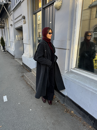 Thelma Genser-sjal - Ingrid Dyb