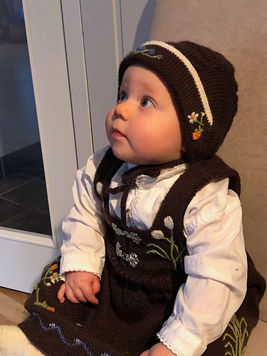 Senja-inspirert festdrakt - IngriPingri- Design laget av Ingrid Gamst