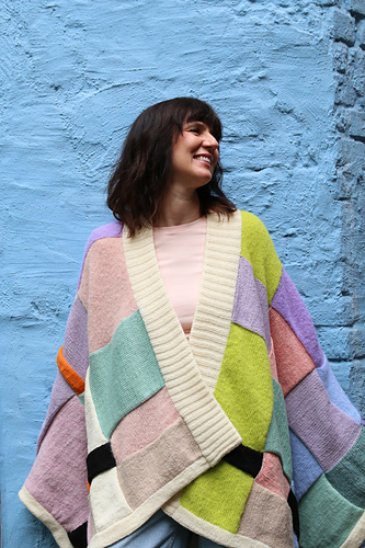 Ravelry: CITY basket poncho 2 pattern by Ingunn Birkeland