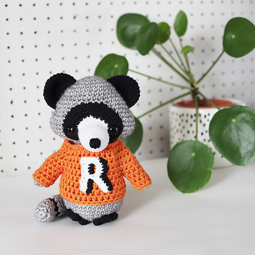Ravelry: Rocco the Raccoon pattern by Irene Strange