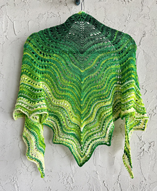 Ravelry Peak Season Shawl pattern by Iris Schreier