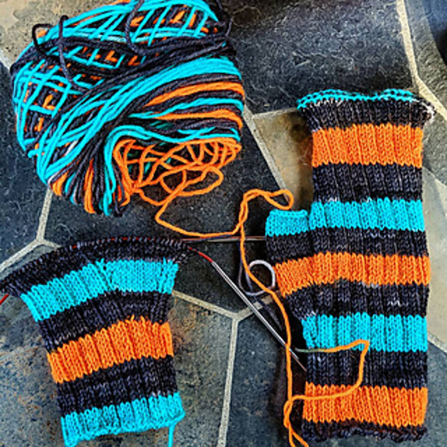 Finger and Thumbless Mits