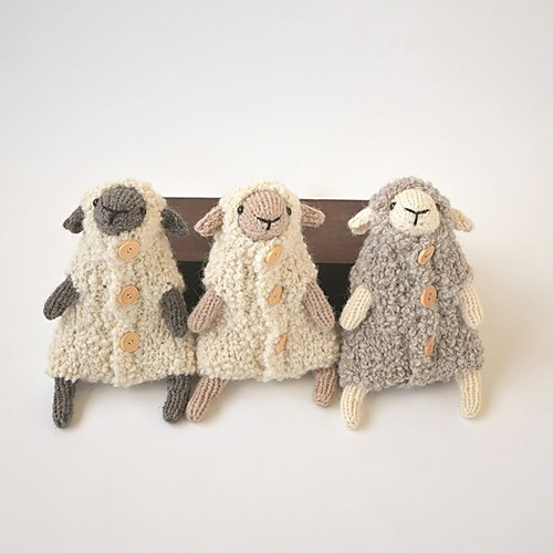 Sheep Doll with Removable Fleece(ひつじの着せ替え棒ぐるみ)