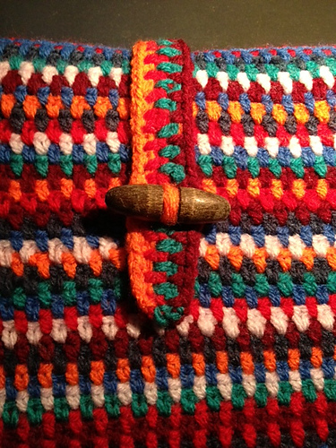 Laptop cover using moss stitch photo 1