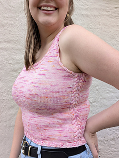 knitter: @lauralou.knits