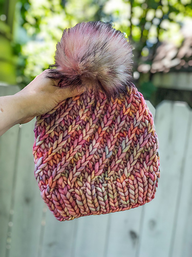 Finally finished a hat for myself after making 5 as gifts! : r/knitting