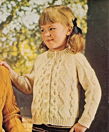 Høy Hals Cardigan - Watmoughs Knitting Studio