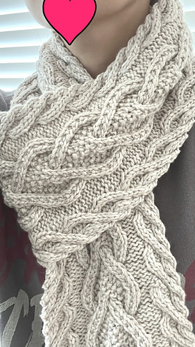 Crunky heart scarf