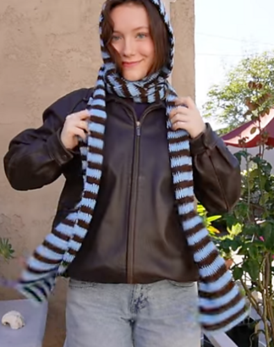 Hooded Scarf photo 2