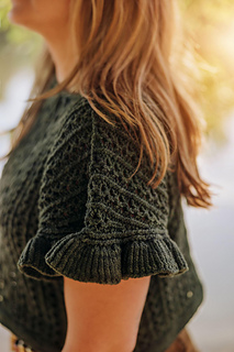Candice's version uses Pishkun in colorway The Den.