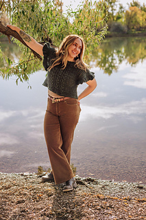 Candice's version uses Pishkun in colorway The Den.