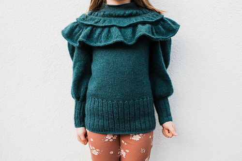 A ruffle-y Christmas sweater for my daughter : r/knitting