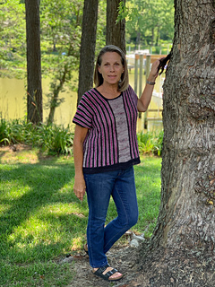 Size 5, hip length, shown with 17.25” (44 cm) of positive ease