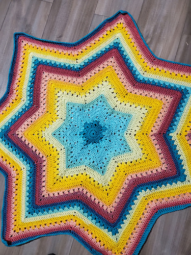 6-Day Star Blanket photo 4