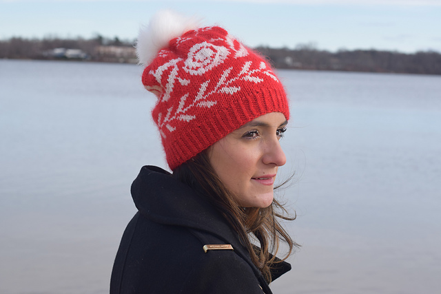 Ravelry: Lo How A Rose pattern by Joan 