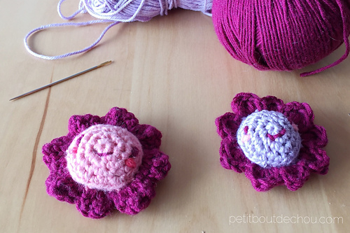 Kawaii amigurumi flower photo 2