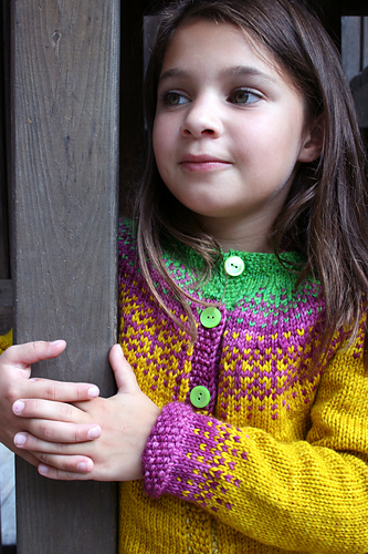ravelry-hiro-petite-pattern-by-julia-farwell-clay