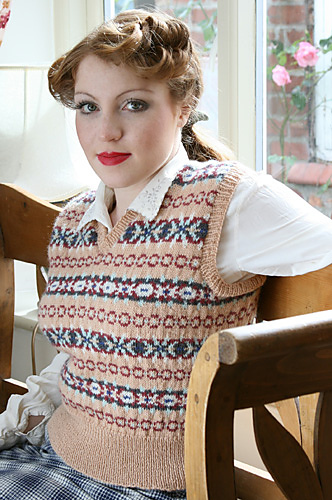 Lady's Vest with Fair Isle (without sleeves) - Susan Crawford