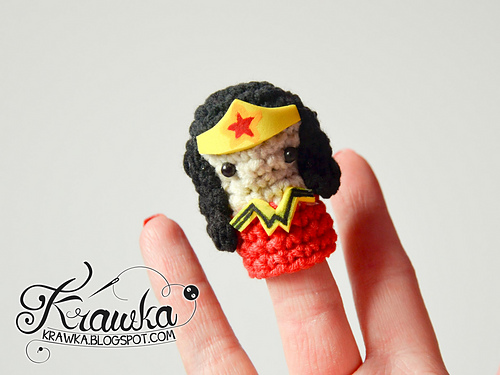 Superheroes finger puppets set photo 7