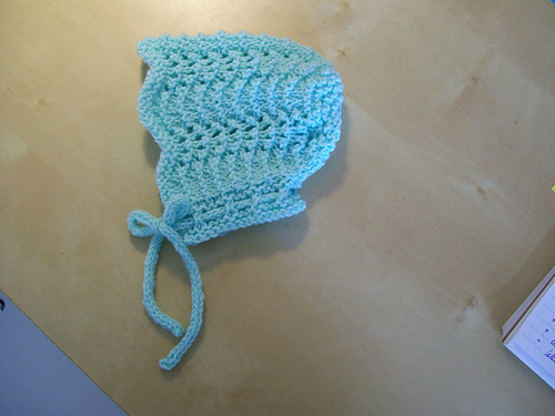 Feather and Fan Baby Bonnet - Worsted Wt photo 11
