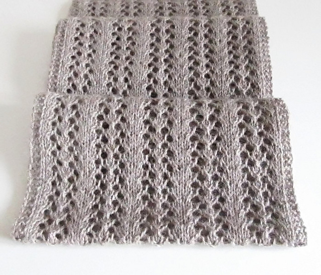 Ravelry katarinka's Little leaf lace scarf