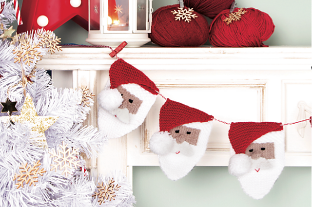 Ravelry Santa Bunting Pattern By Kim Dickinson ravelry-santa-bunting-pattern-by-kim-dickinson