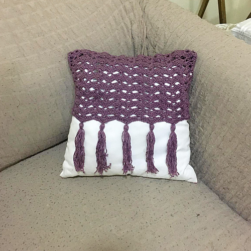 Wavy Pillow Cover