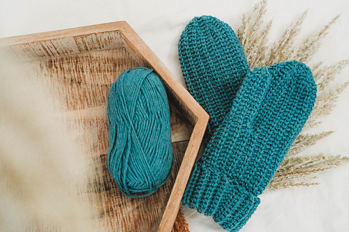 Crochet Knit-Look Mittens photo 5