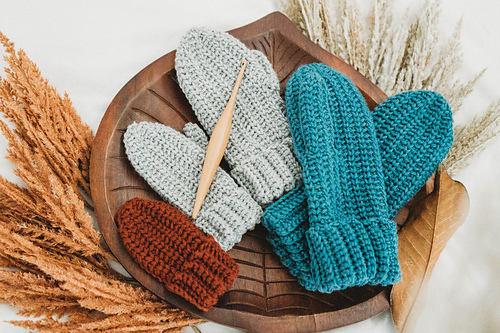 Crochet Knit-Look Mittens photo 8