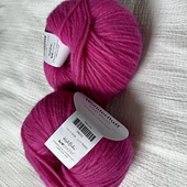 Ravelry: Knit Picks Wonderfluff