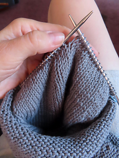 Knitting a sleeve
