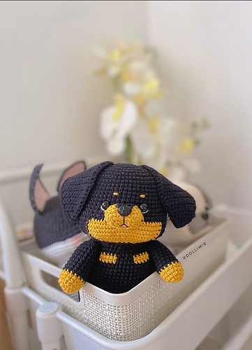 Rottweiler Amigurumi - Kim Thao