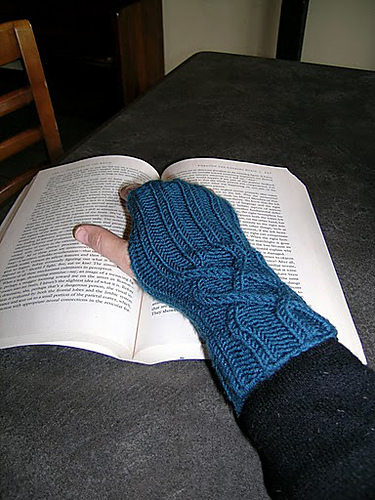 Ropey Wrists Fingerless Mitts photo 6