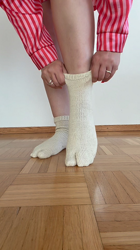 Tabi Socks