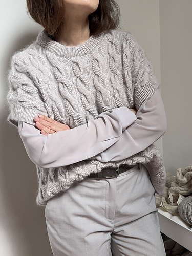 Knitonomy Pearl Genser - Magdalena Parker