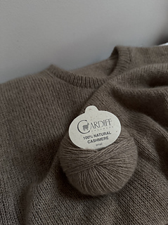 CARDIFF CASHMERE Small (1 strand)