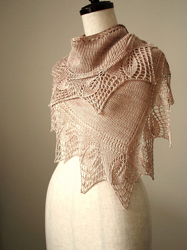 Ravelry: Konoha no Shawlette pattern by Naoko Kimura