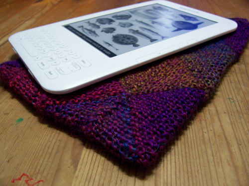 Kindle Cover, Sock-Yarn Blankie Style photo 6