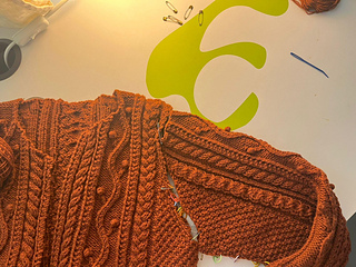 seaming the set-in sleeves